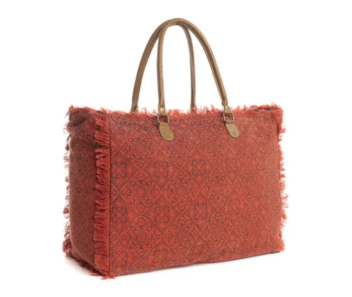 Triple Fork Ranch Weekender Bag in Scarlet